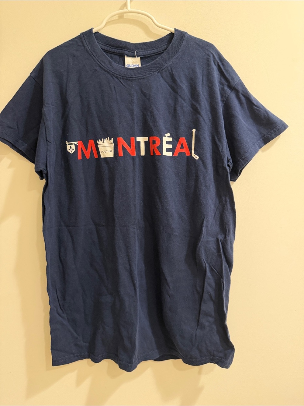 Gildan Navy T-Shirt with Red & White Montréal Text